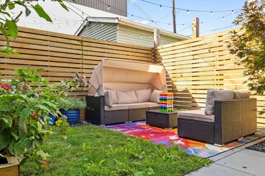 6min To Zoo L A Block From Butler St Holiday home